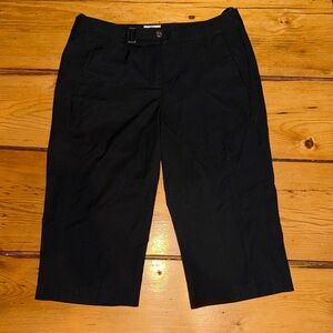 Izod Women’s Black Capri